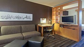 Hotel Hyatt Place Galleria 3*