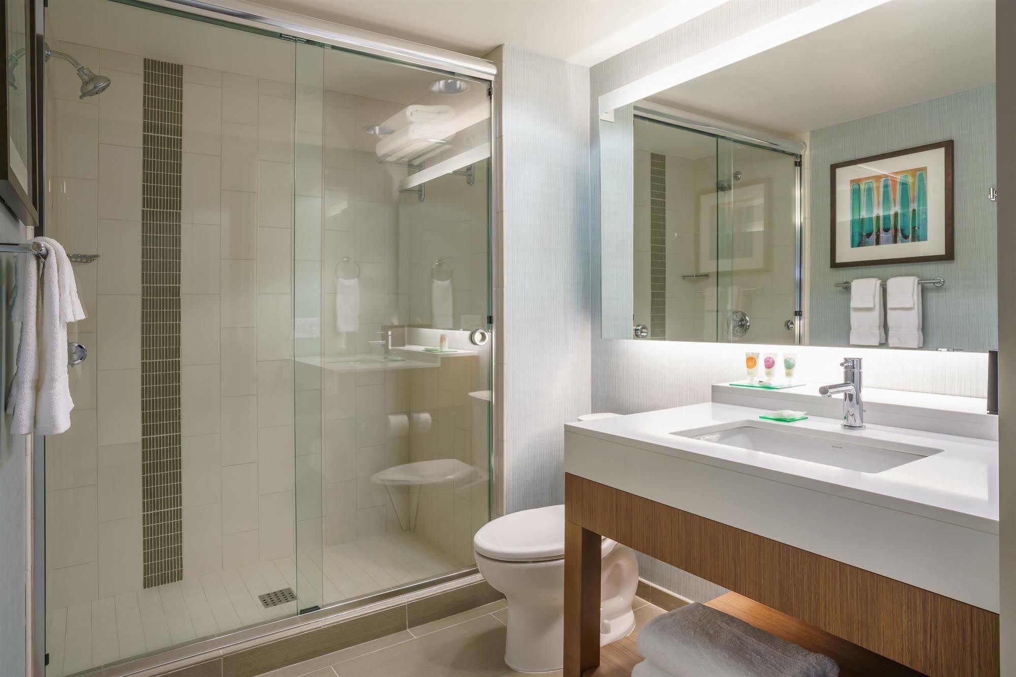 Hyatt Place Galleria 3*